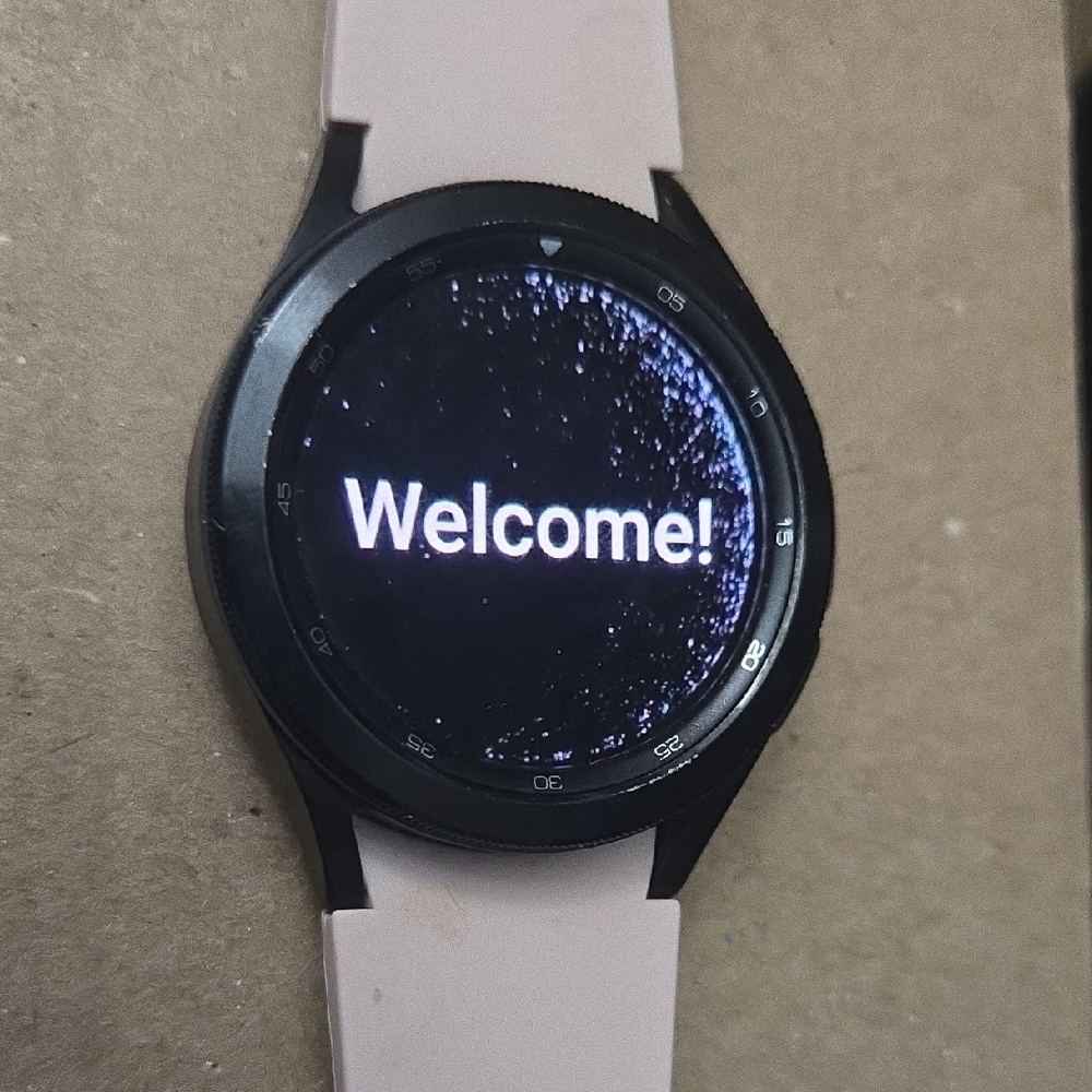Samsung Galaxy Watch4 Classic (HYMR)